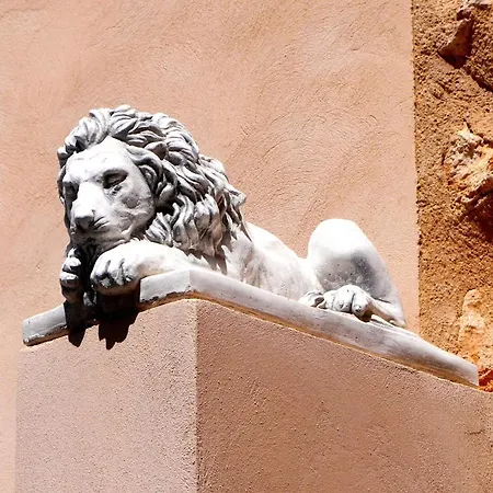 Casa 3 Leones - Stadthaus Im Fincastil Mit Longpool, Patio, Garten * Llombarts