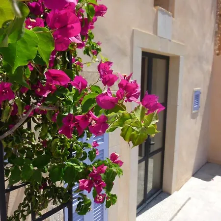 Casa 3 Leones - Stadthaus Im Fincastil Mit Longpool, Patio, Garten Llombarts
