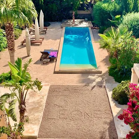 Casa 3 Leones - Stadthaus Im Fincastil Mit Longpool, Patio, Garten