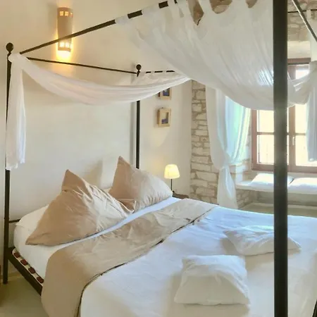 Casa 3 Leones - Stadthaus Im Fincastil Mit Longpool, Patio, Garten Holiday home