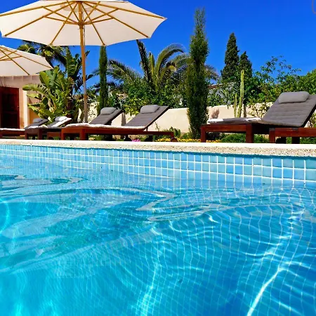Holiday home Casa 3 Leones - Stadthaus Im Fincastil Mit Longpool, Patio, Garten Llombarts