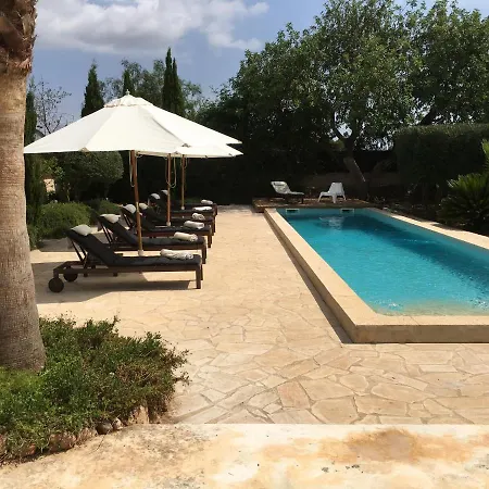 Holiday home Casa 3 Leones - Stadthaus Im Fincastil Mit Longpool, Patio, Garten *