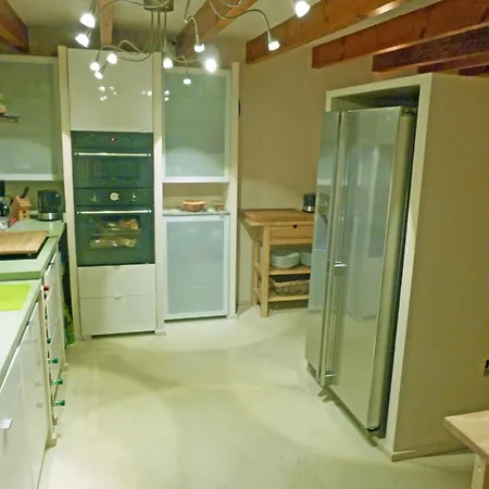 Holiday home Casa 3 Leones - Stadthaus Im Fincastil Mit Longpool, Patio, Garten Llombarts